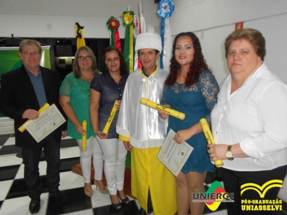 FORMATURA - PÓS GRADUAÇÃO EM SUPERVISÃO ESCOLAR