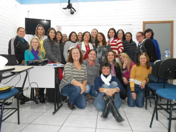 PÓS-GRADUAÇÃO EM AEE - SALA DE RECURSOS - Disciplina: Recursos Pedagógicos - Deficiência Intelectual