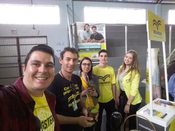 Equipe do Polo UNIERGS Canguçu esteve em mais um evento representando a Uniasselvi